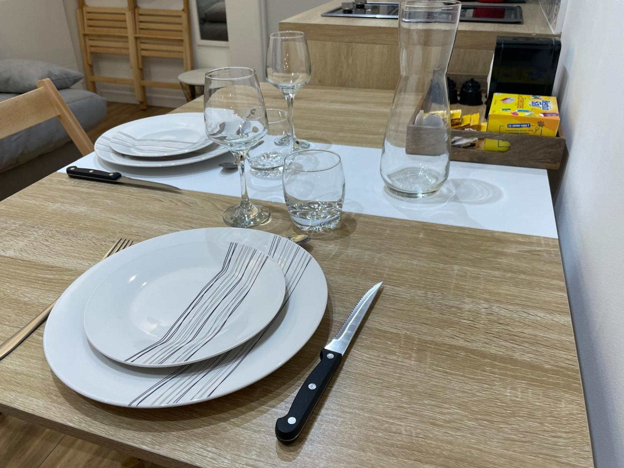 Chez Jean-Yves Et Zoe - La Dolce Vita - Au Calme, Tres Propre, Proche Parkings Niort Extérieur photo